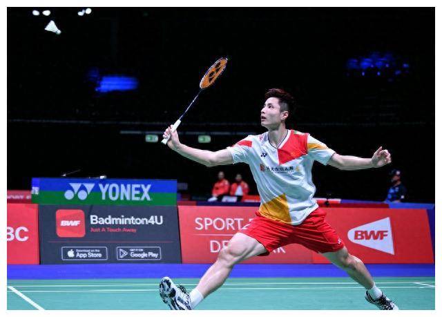 26日与球 26日与球